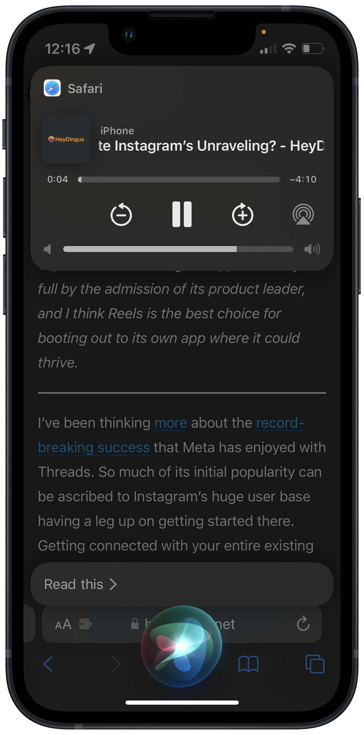 Asking Siri to read the page brings up a narration of the article with Now Playing controls.